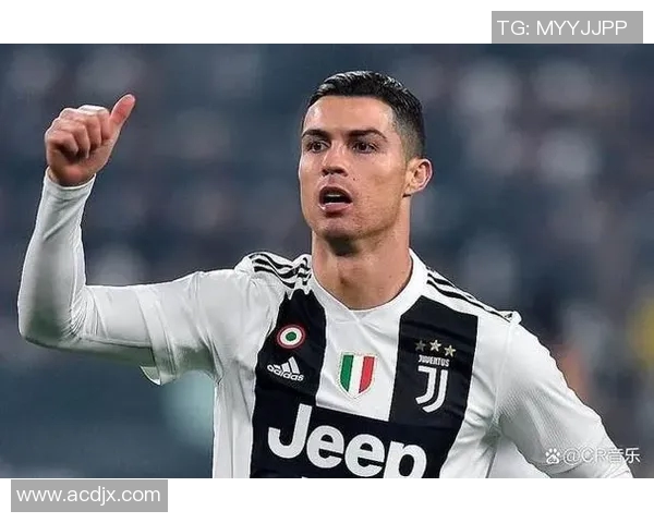 足球场上的时尚风潮绑头发的明星球员展现个性魅力